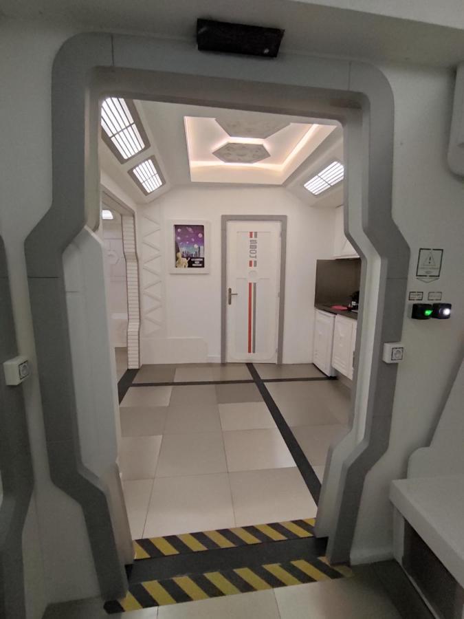 Space Lodge, Vaisseau Spatial - Jeu Type Escape Game