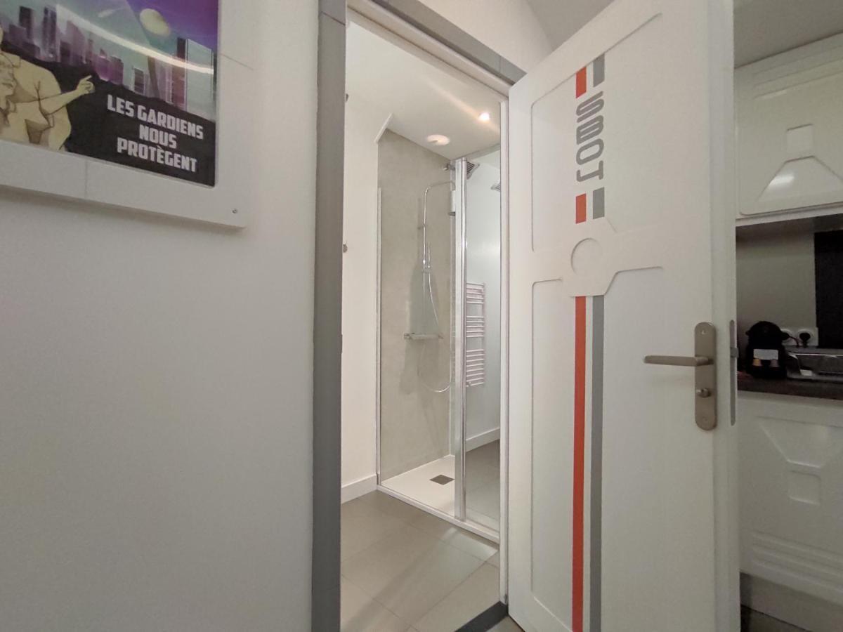 Space Lodge, Vaisseau Spatial - Jeu Type Escape Game *