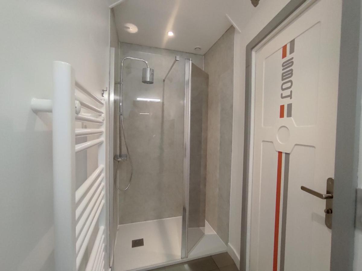 Space Lodge, Vaisseau Spatial - Jeu Type Escape Game Apartment